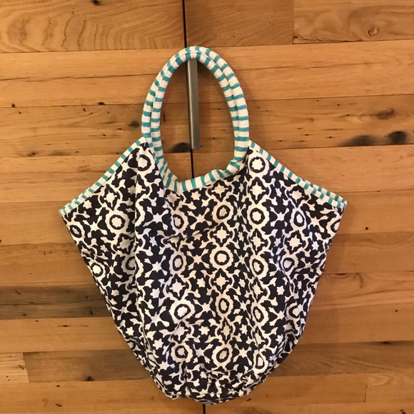 Roberta Roller Rabbit Handbags - NWT Roller Rabbit Bondi beach bag